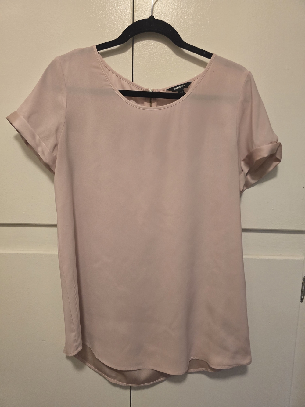 Light Pink Blouse Top by Express - Short Sleeve Crewneck